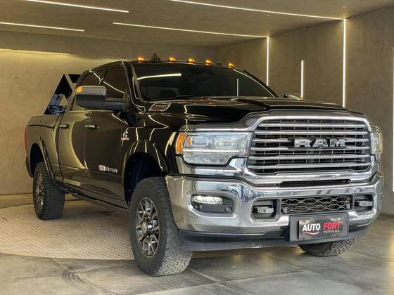 RAM 3500 6.7 I6 TURBO DIESEL LIMITED LONGHORN CD 4X4 AUTOMÁTICO RAM 3500 6.7 I6 TURBO DIESEL LIMITED LONGHORN CD 4X4 AUTOMÁTICO